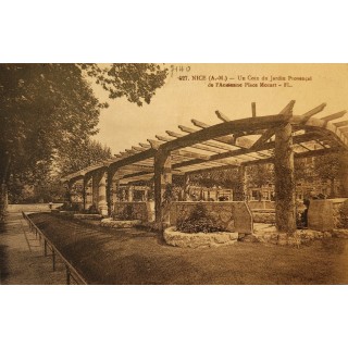 Carte postale - Nice - Un Coin du Jardin Provençal de l'Ancienne Place Mozart